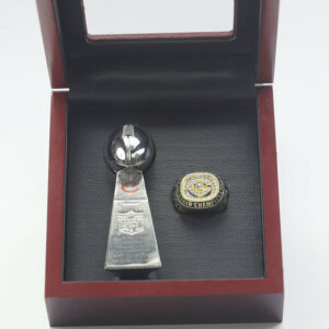1986 Chicago Bears Premium Replica Championship Trophy & Ring Set