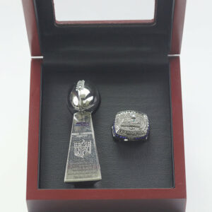 2014 Seattle Seahawks Premium Replica Championship Trophy & Ring Set